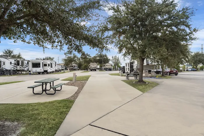 Lakeview RV Resort by QRV 9