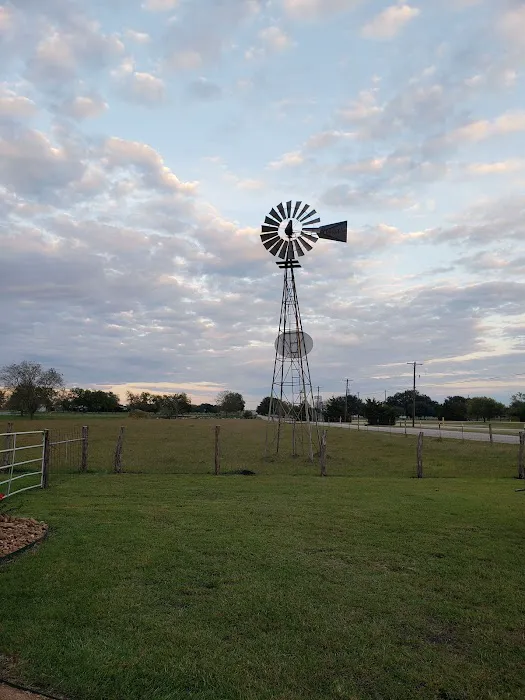Shiner Boggy Creek RV Park 6