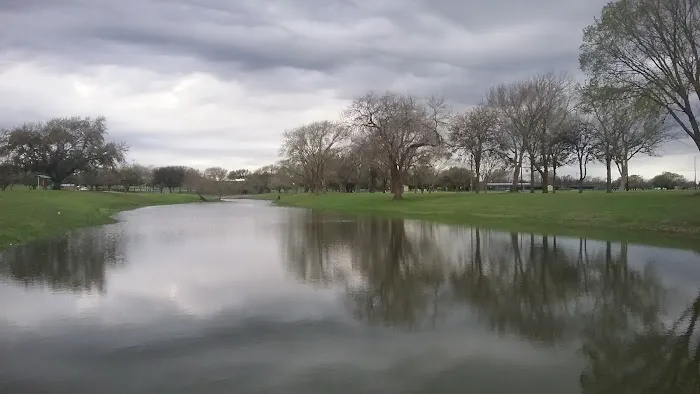 Shiner Boggy Creek RV Park 10