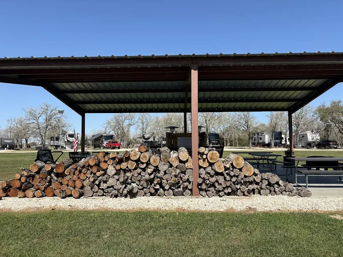 Shade Tree RV Park 6