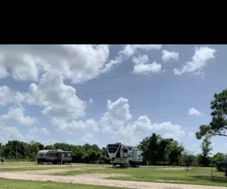 Bobu2019s RV Park