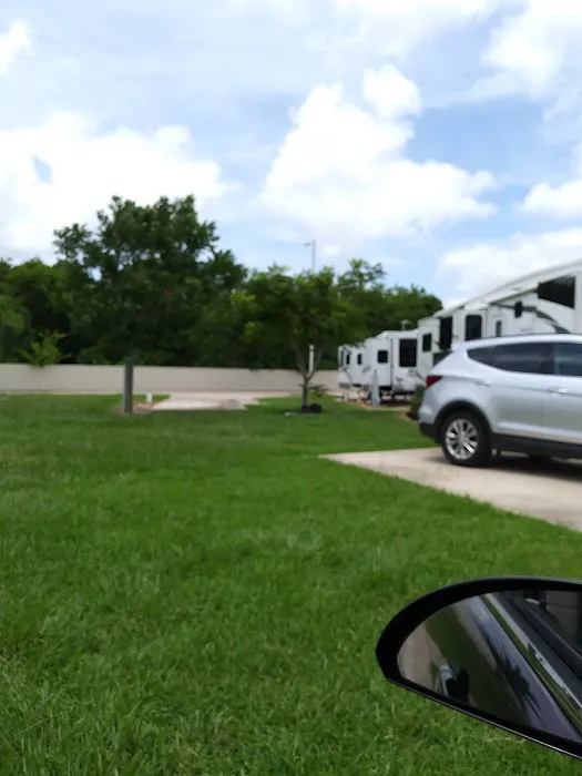 Bay City Holiday RV Park 5