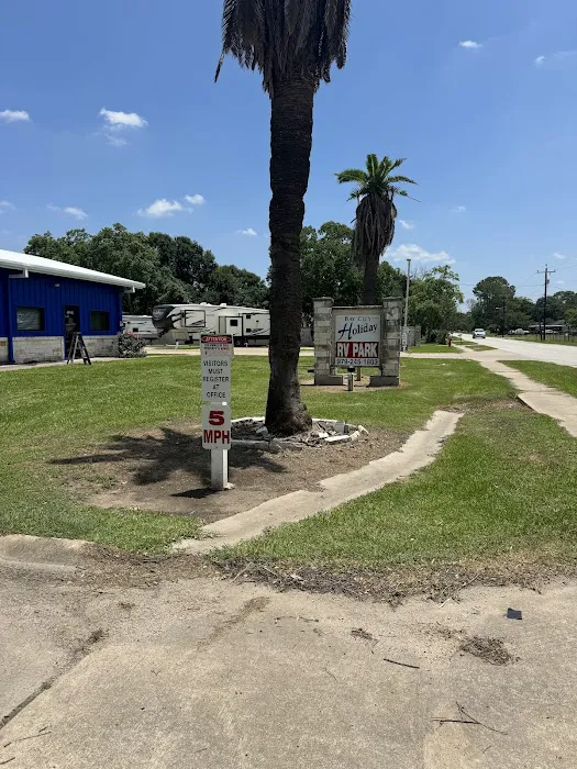 Bay City Holiday RV Park 8