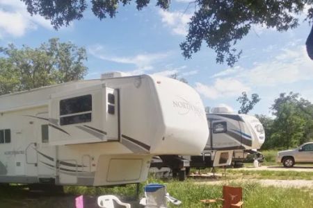FM 20 RV Park