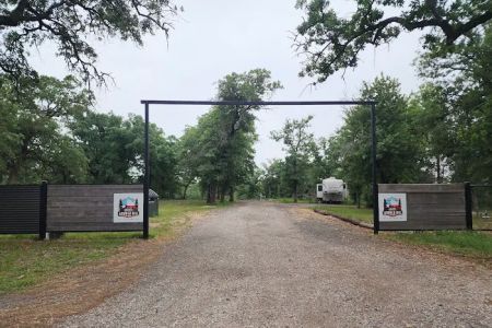 Arnold Hill RV Park
