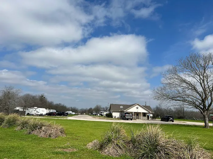 Patriot RV Park - Gonzales 2