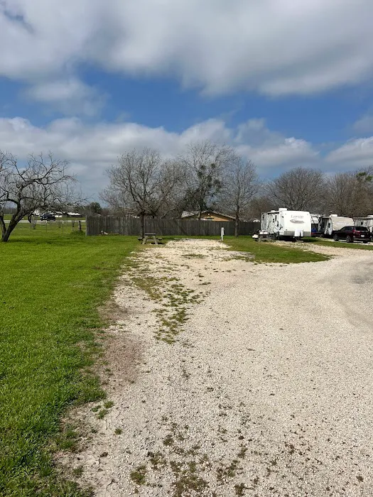 Patriot RV Park - Gonzales 5
