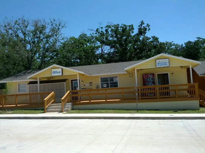 Lost Pines RV Park 3