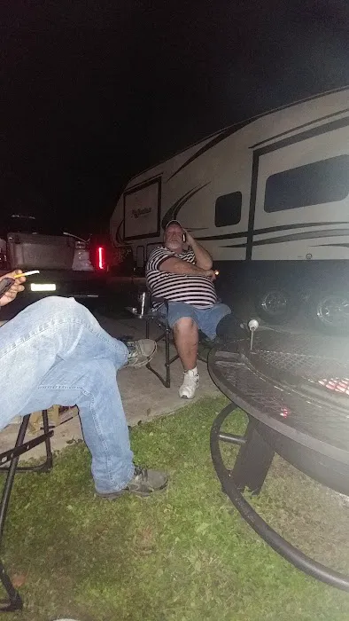 Lost Pines RV Park 7