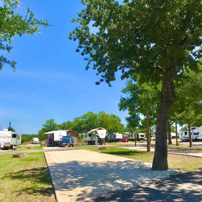 Great Escapes RV Park Austin Oaks 3