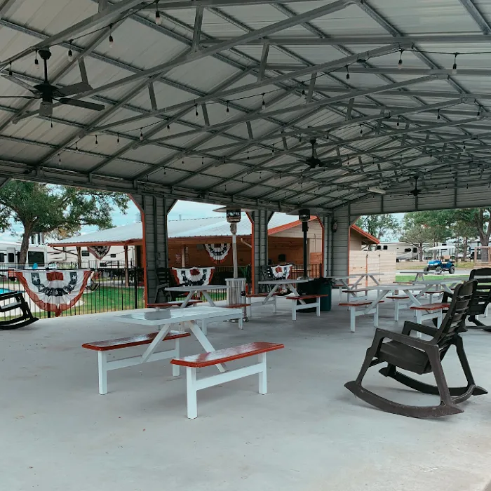 Great Escapes RV Park Austin Oaks 6