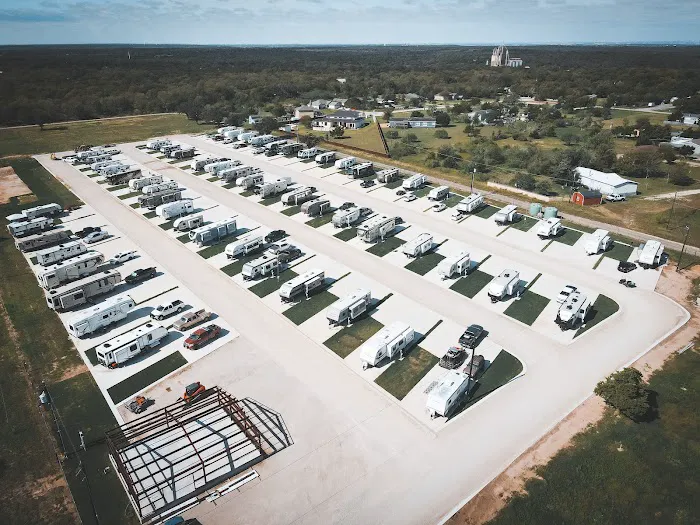 Hwy 71 RV Park and Storage 9