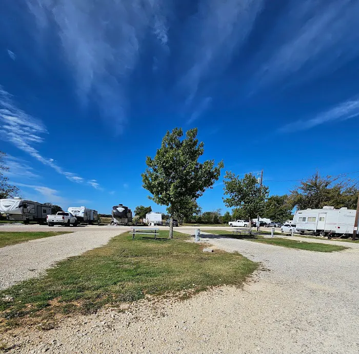 Lonesome Dove RV Park and Camp ( Stephenville, Tx) 3