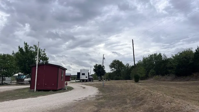 Paluxy RV Park 8