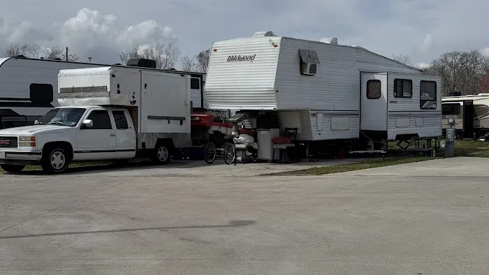 Space Center RV Park 5