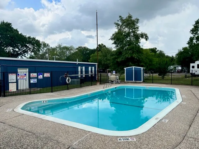Safari Manufactured Housing and RV Community 3