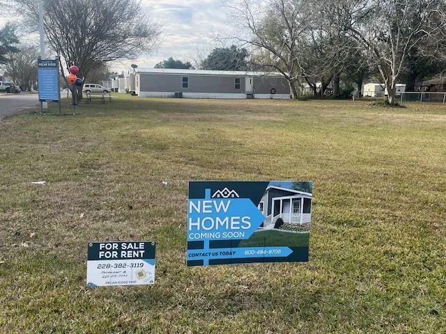 Pecan Ridge Mobile Home Community 4