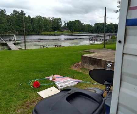 Lake-A-Way Camp Grounds
