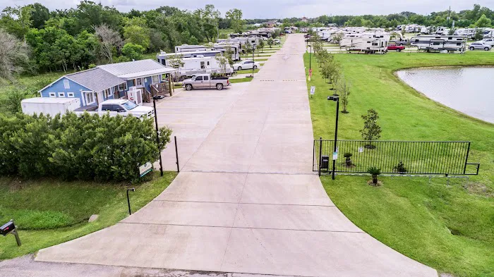 Pearland RV Park 8