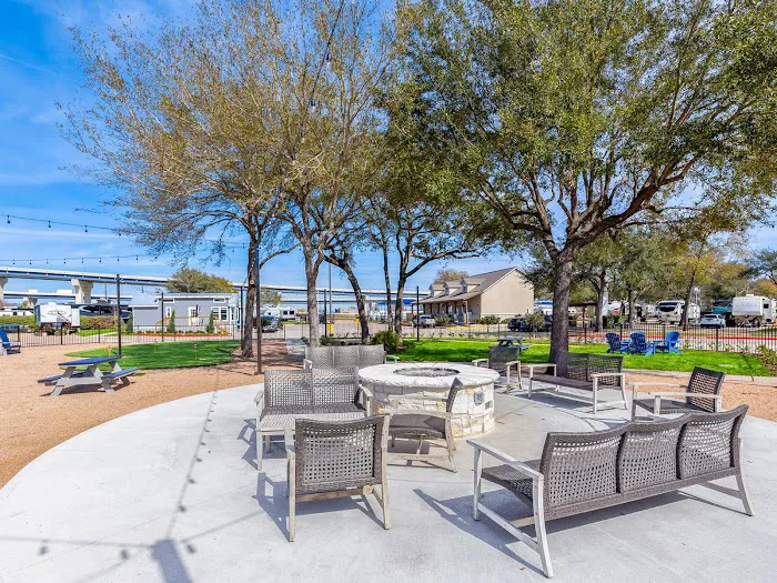 Jetstream RV Resort at Pearland 1