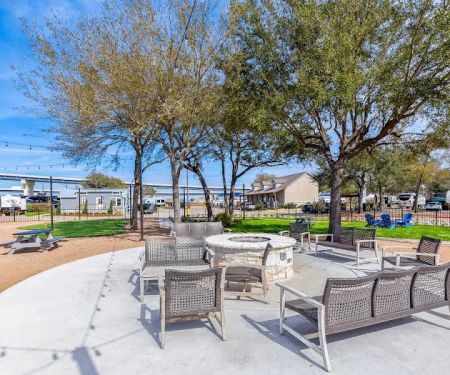 Jetstream RV Resort at Pearland