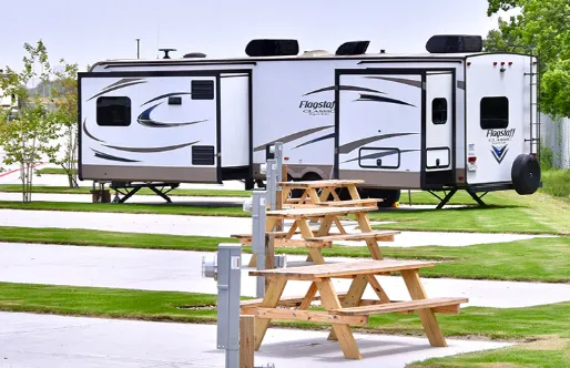 Eric & Jay's RV Resort 6