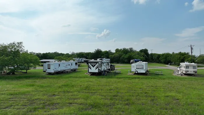 Spacious Country RV Park 8