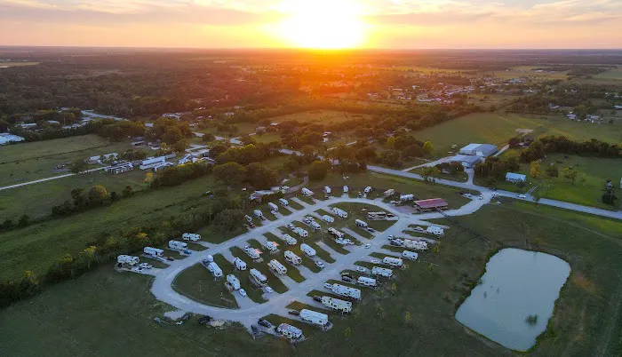 Terry's Country Rv Park 9