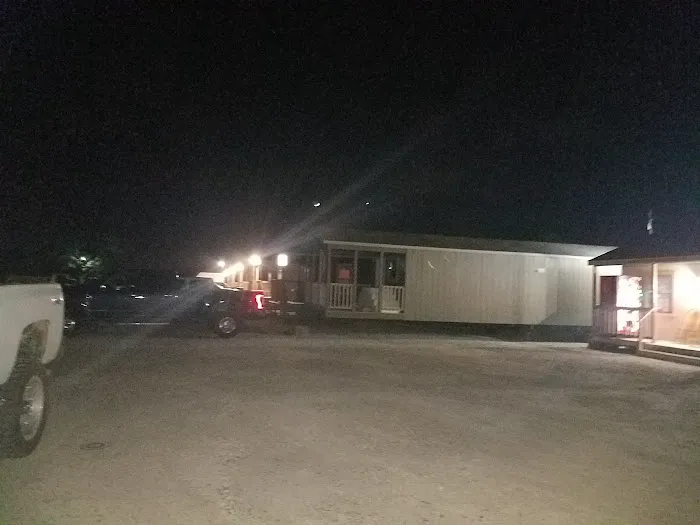 Fountain Grass RV Park and Cabins 9