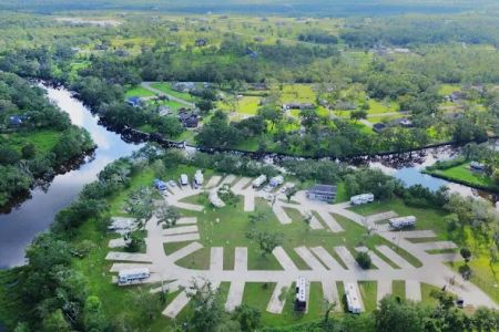 Bayou Oaks RV Park by QRV