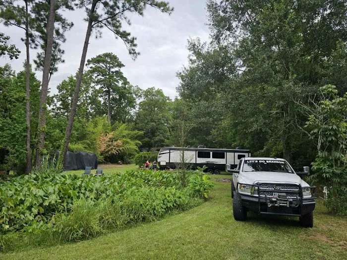 Gone Fishin RV park 9