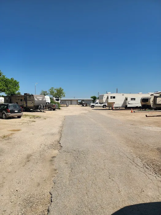 Crazy Horse Estate RV Park 6