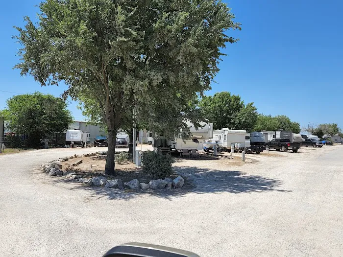 Crazy Horse Estate RV Park 5