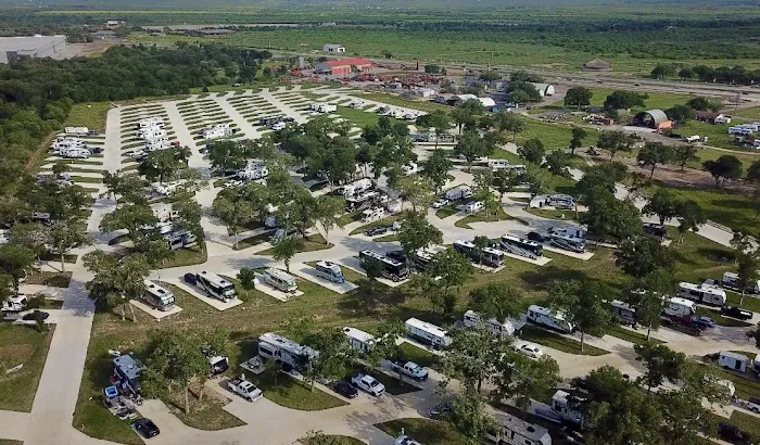 Austonia RV Resort 2