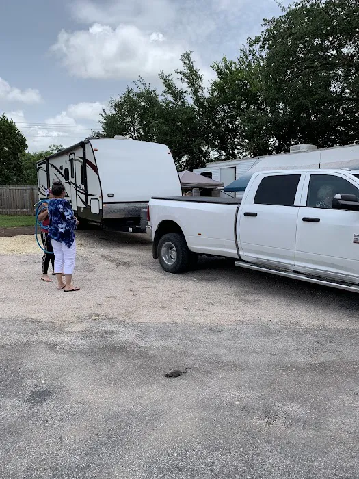 Hunt's Crossing RV Ranch 9
