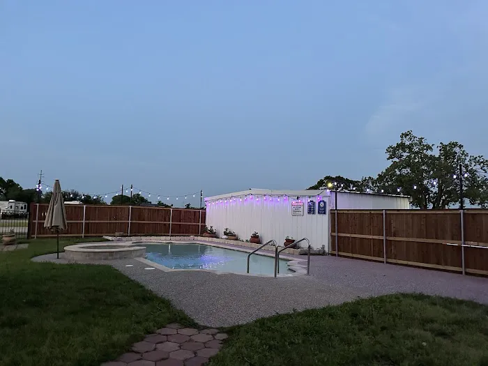 Granbury RV Park 2