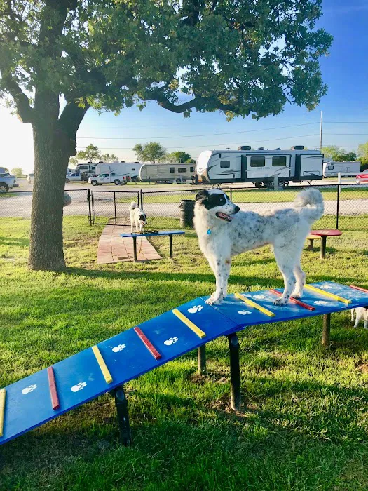 Granbury RV Park 4
