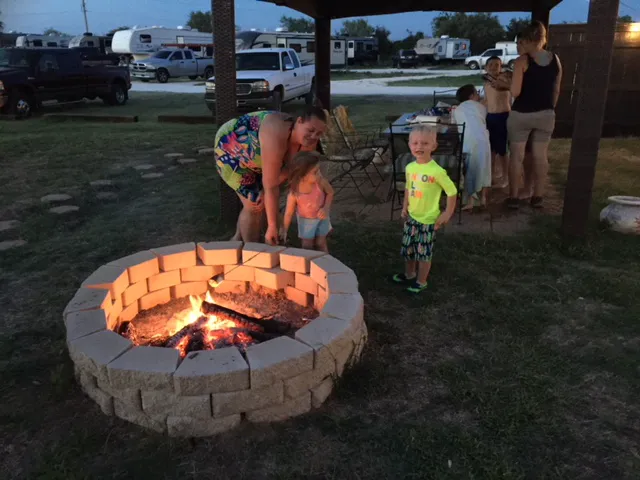 Granbury RV Park 8