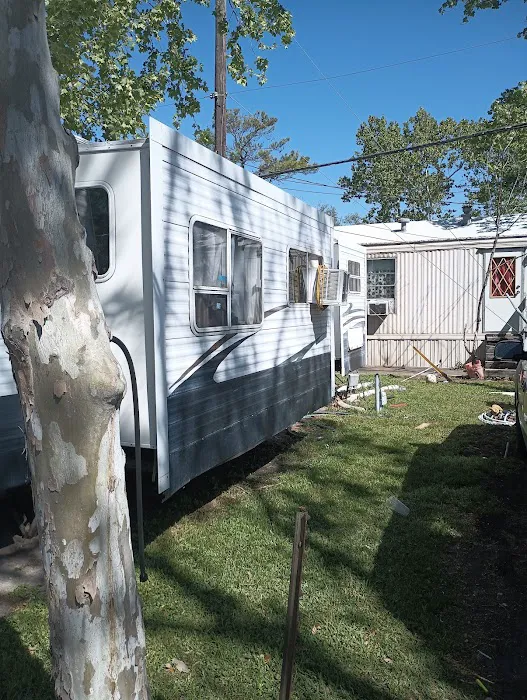 Van Manor Mobile Home & RV Park 2