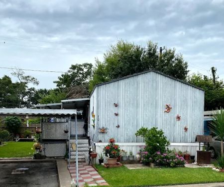 Coachlight Mobile Home Park