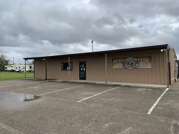 Mustang Bayou RV Park 8