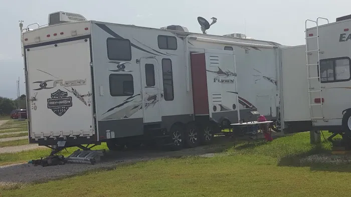 Mustang Bayou RV Park 9