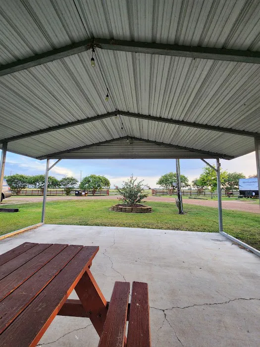 Besos Ranch RV Park 10