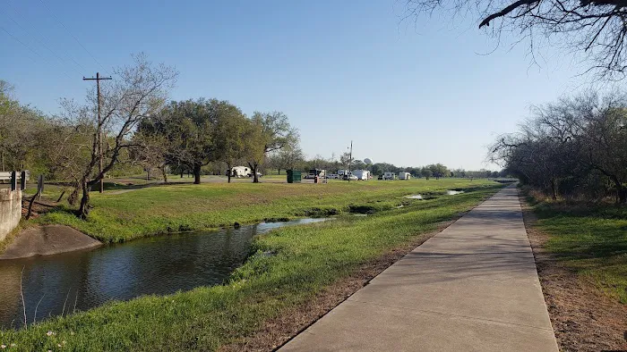 Victoria RV Park (River Park) 2