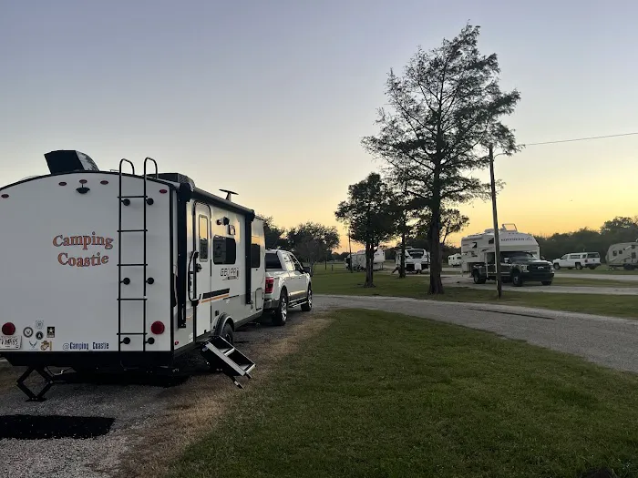 Victoria RV Park (River Park) 1