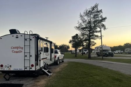 Victoria RV Park (River Park)