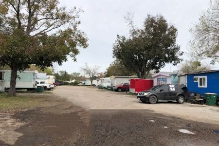 East North Mobile Home Park