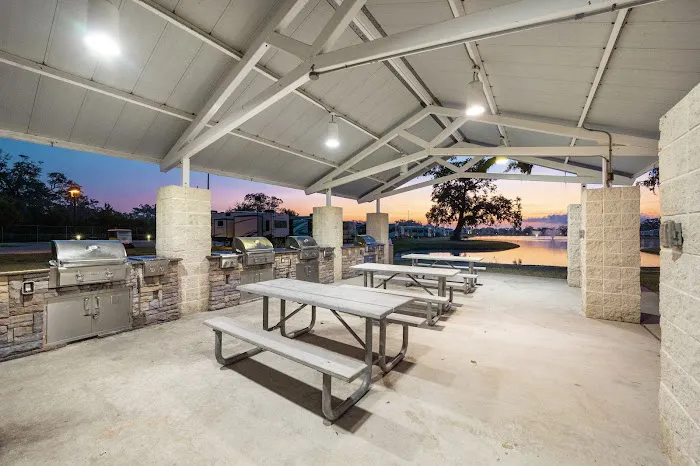 Brazoria Lakes RV Resort by QRV 5