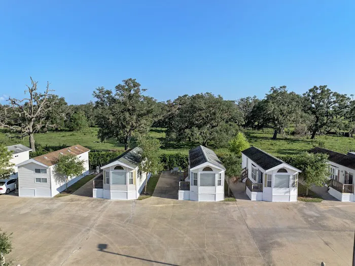 Brazoria Lakes RV Resort by QRV 9