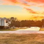 Henry's Hideout - Riverside RV Park